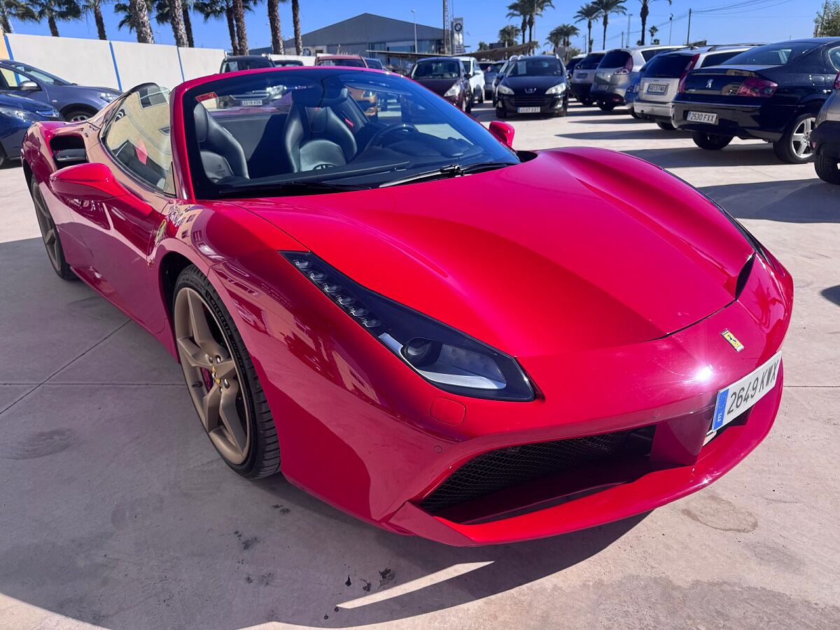 FERRARI 488 SPYDER 3.9 TURBO AUTO SPANISH LHD IN SPAIN 30000 MILES FFSH 2019